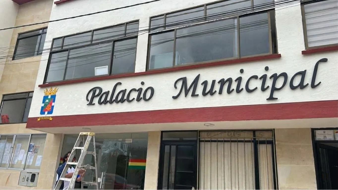Letras 3D corpóreas para fachadas y señalética corporativa