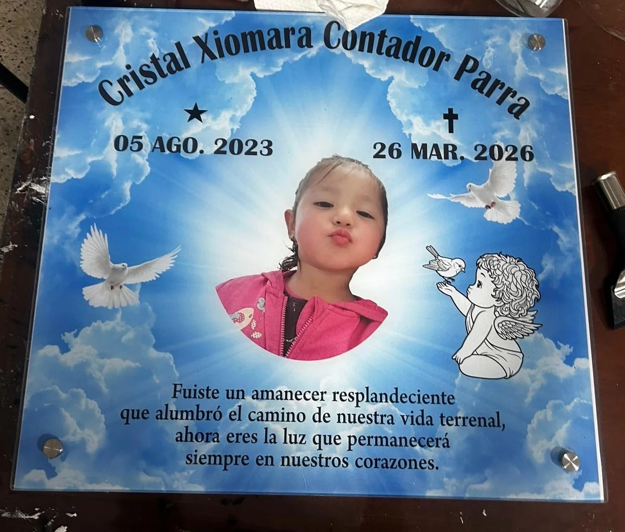 Placa conmemorativa en acrílico con foto